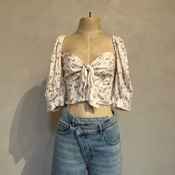 Jen’s Pirate Booty Wilde Blouse - Picture 4 of 6